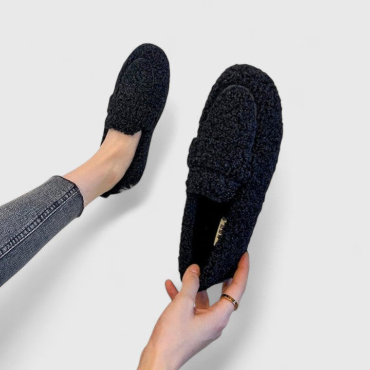 Comfortable Slippers for Women Fleece Slip-On Round-Toe