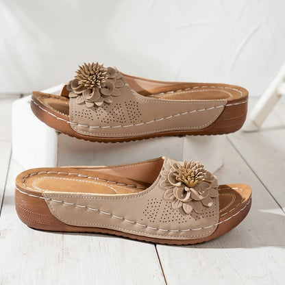 Comfortable Slide Sandals for Women Floral-Detail