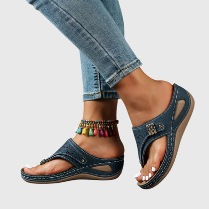 Comfortable Thong Sandals for Women Perforated Buckle Wedge