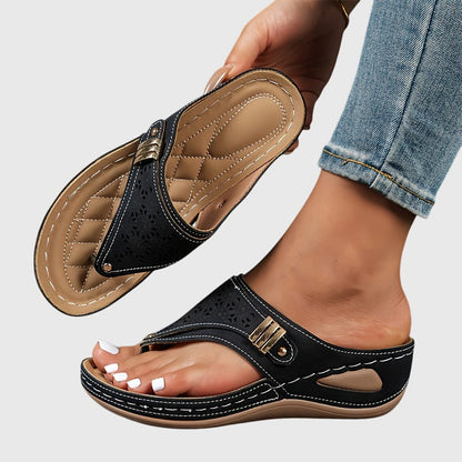 Comfortable Thong Sandals for Women Perforated Buckle Wedge