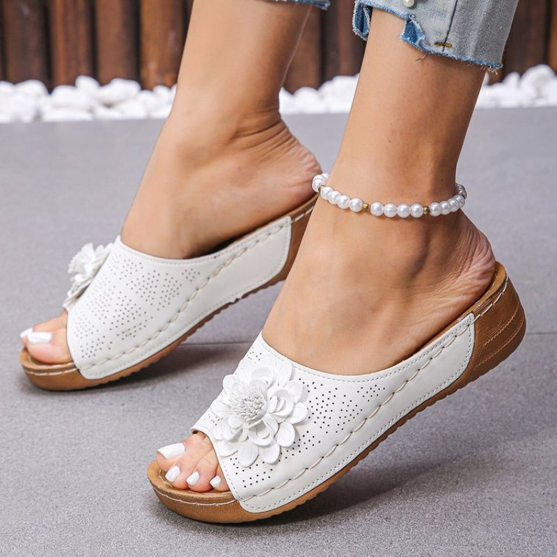 Comfortable Slide Sandals for Women Floral-Detail