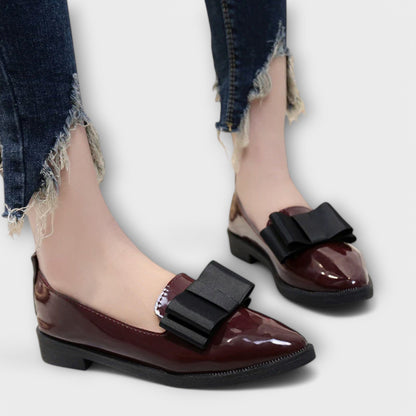 Elegant Patent Loafers for Women Bow-Detail