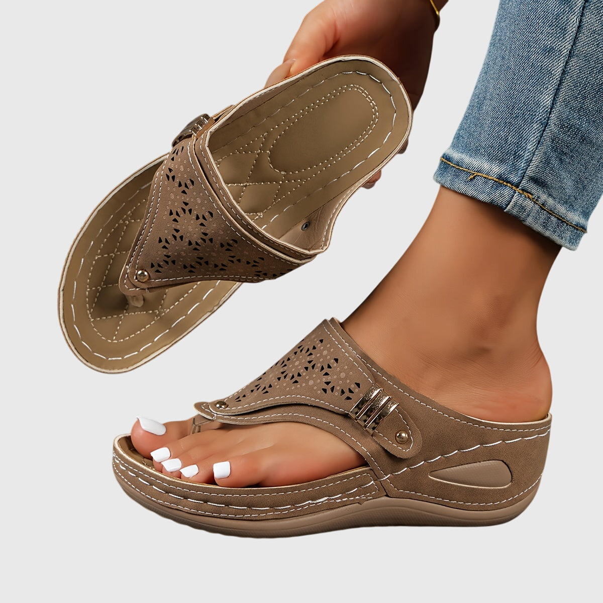 Comfortable Thong Sandals for Women Perforated Buckle Wedge