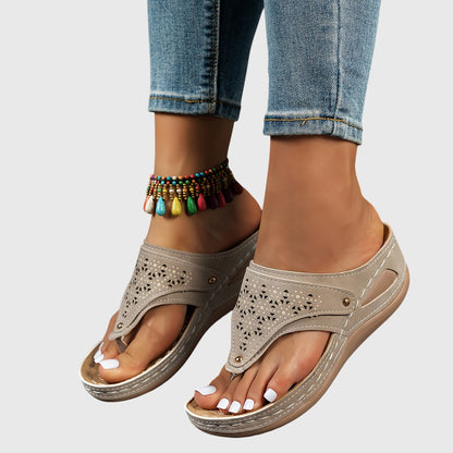 Comfortable Thong Sandals for Women Perforated Buckle Wedge