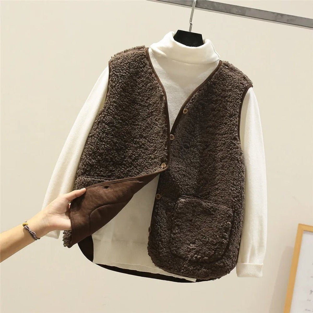 fleeceweste-damen-sherpa-knopfleiste