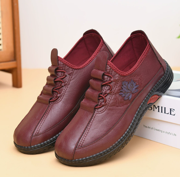 Comfortable Walking Shoes for Women Lace-Up Leather Low-Top