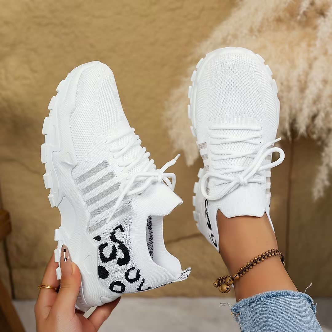 Comfortable Chunky Sneakers for Women Lace-Up