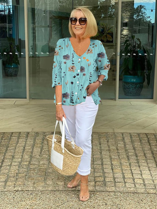 Effortless Floral Blouse for Women V-Neck Three-Quarter-Sleeve