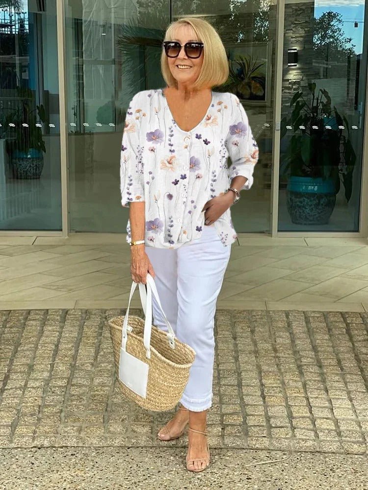 Effortless Floral Blouse for Women V-Neck Three-Quarter-Sleeve