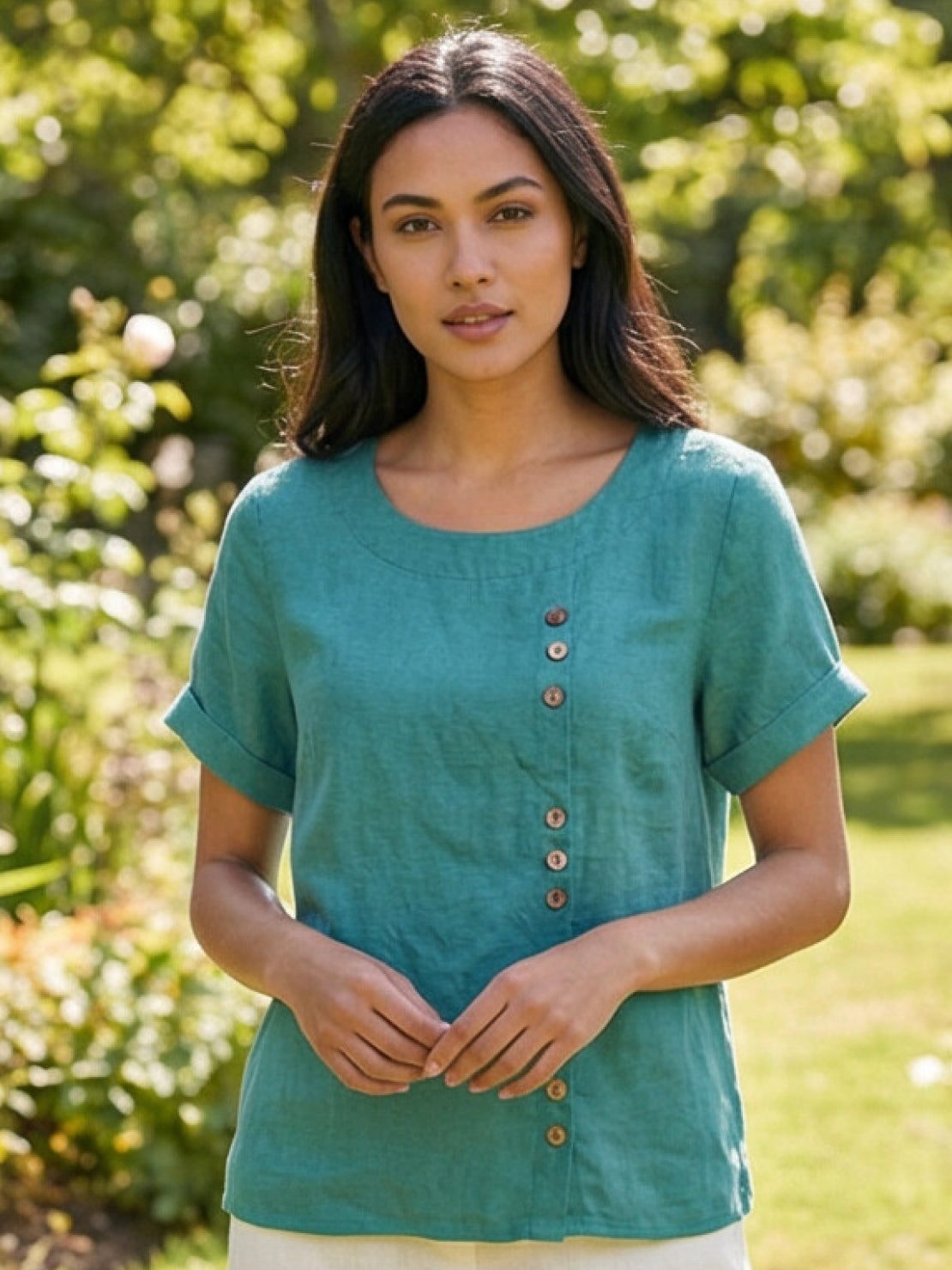 Effortless Blouse for Women Round-Neck Button-Front Short-Sleeve