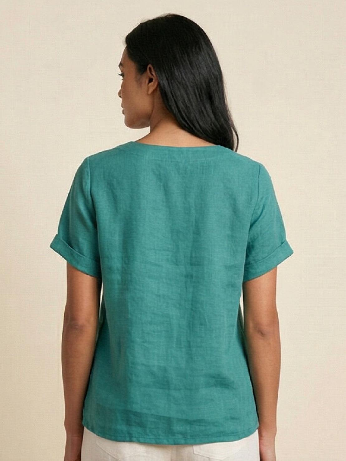 Effortless Blouse for Women Round-Neck Button-Front Short-Sleeve