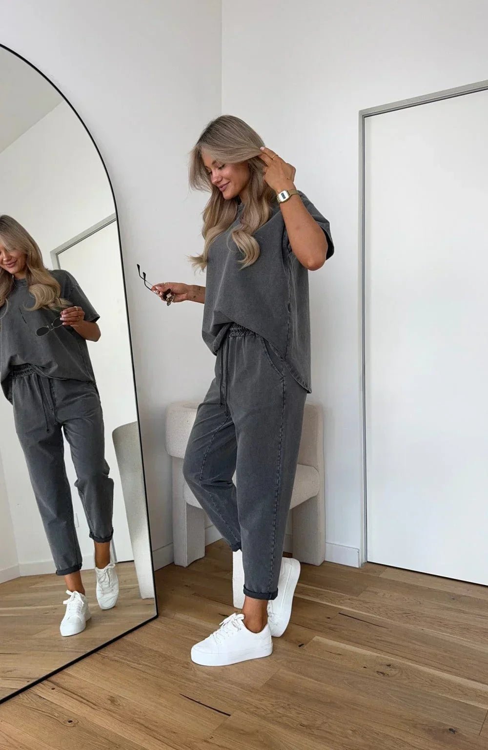 Comfortable Two-Piece Lounge Set for Women Oversized T-Shirt Shorts