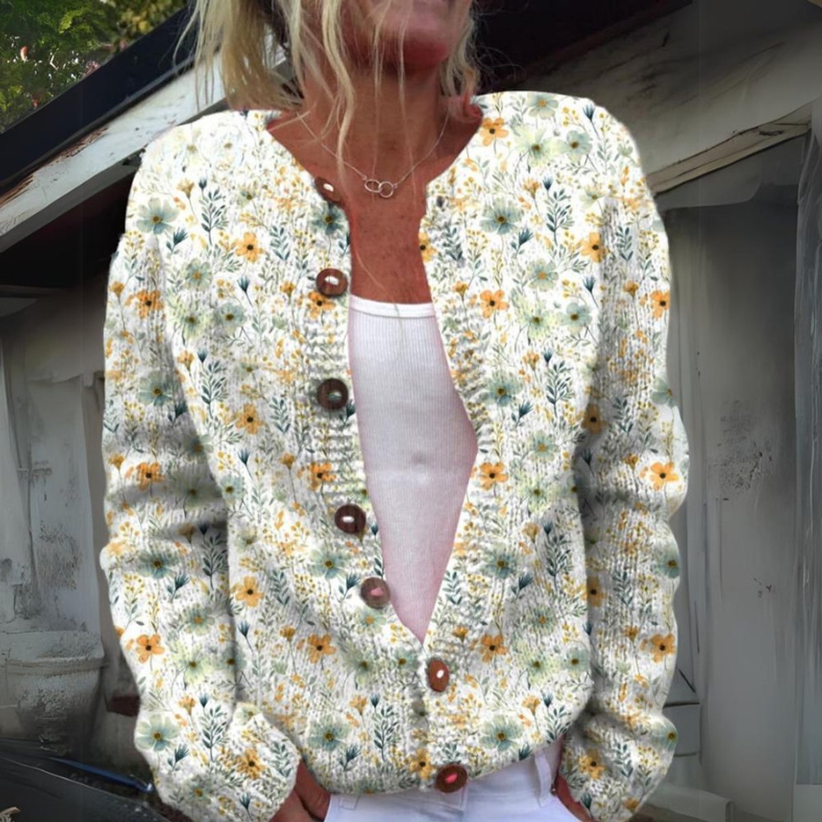 Elegant Floral-Print Cardigan for Women Button-Front