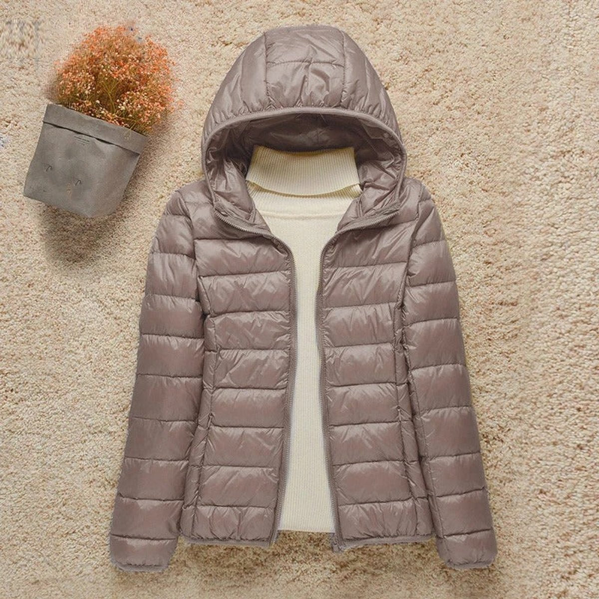 Comfortable Puffer Jacket for Women Hooded Lightweight