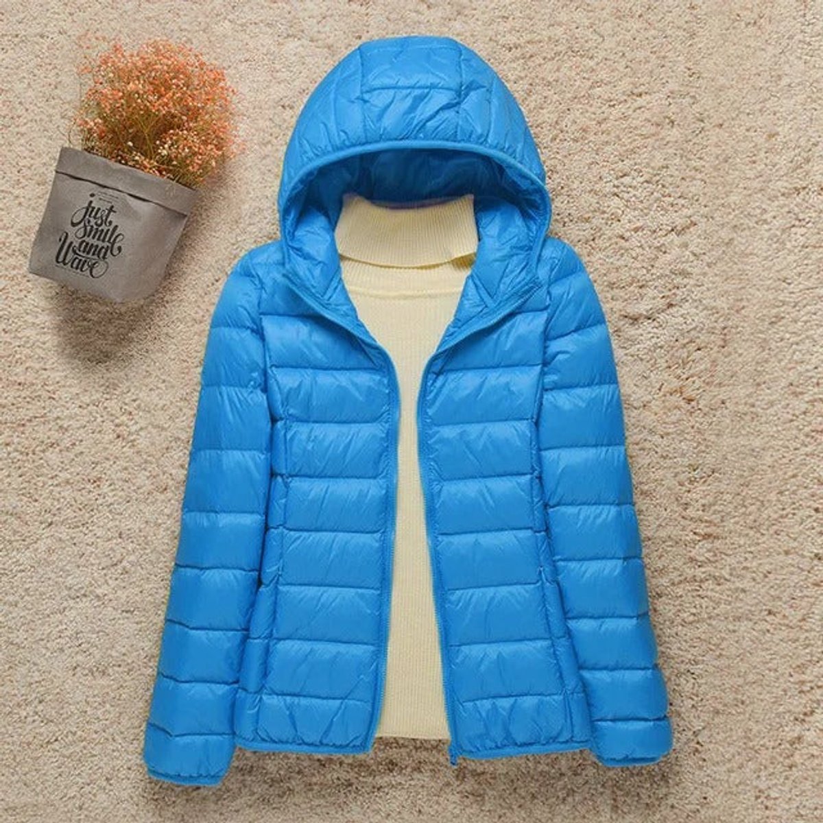 Comfortable Puffer Jacket for Women Hooded Lightweight