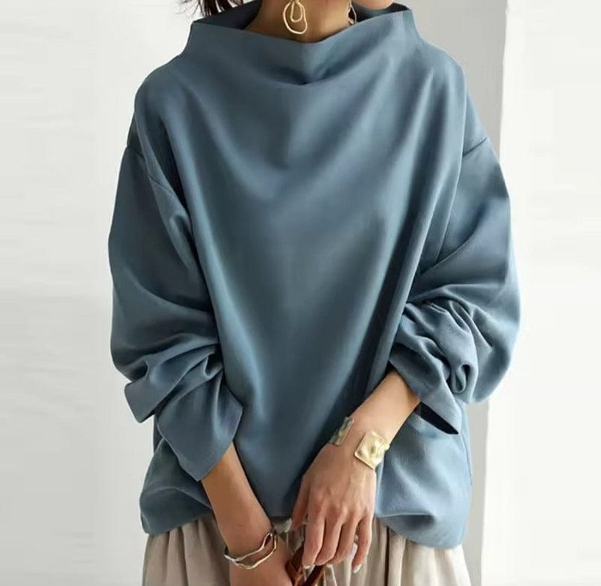Comfortable Pullover Sweater for Women Mock-Neck Oversized