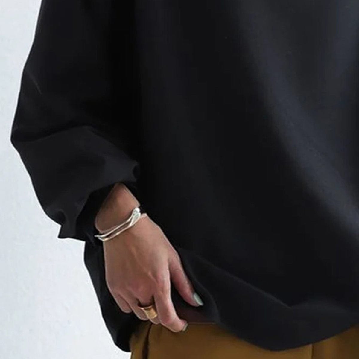 Comfortable Pullover Sweater for Women Mock-Neck Oversized