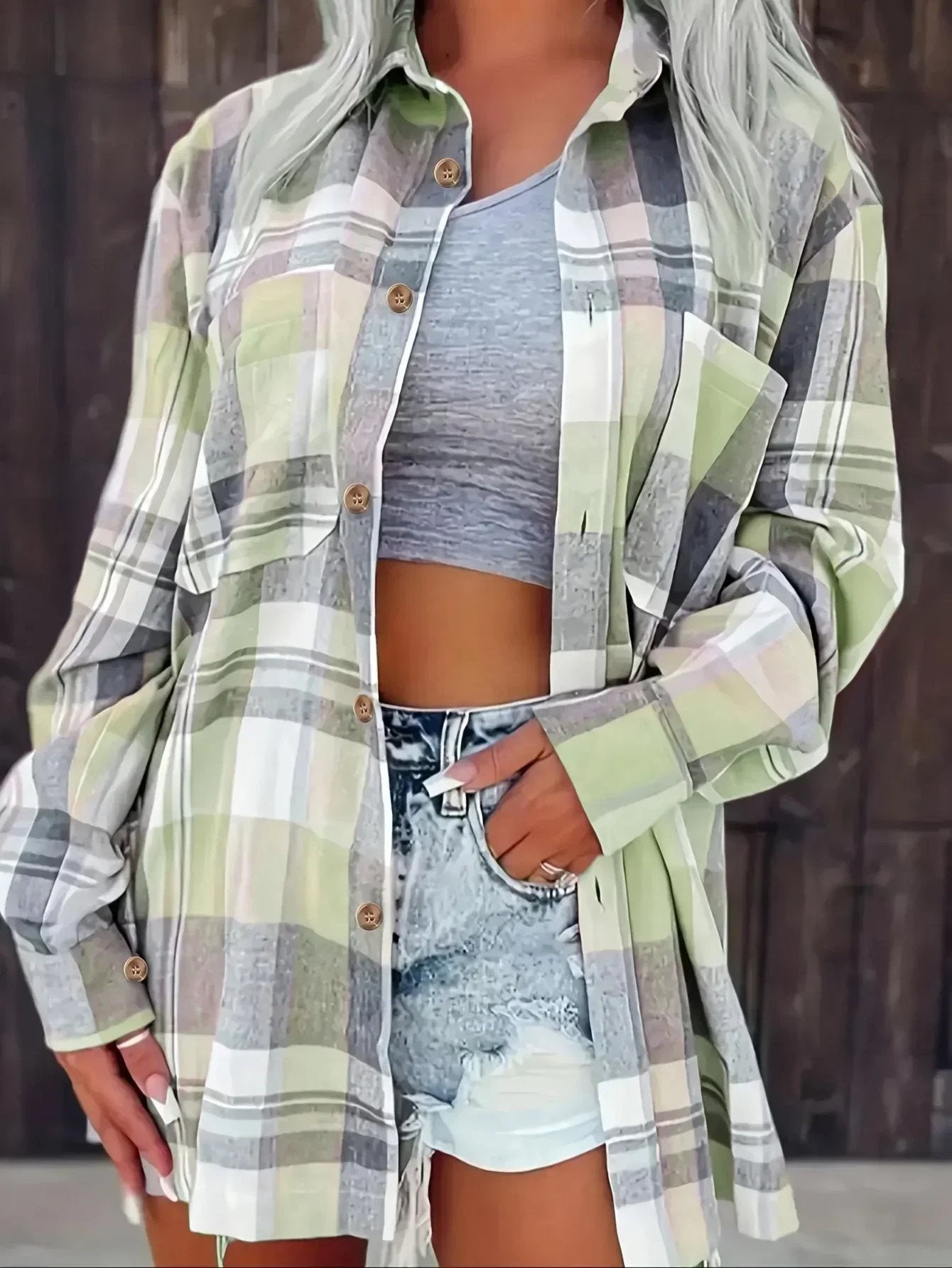 Effortless Flannel Shirt for Women Oversized Plaid Button-Front