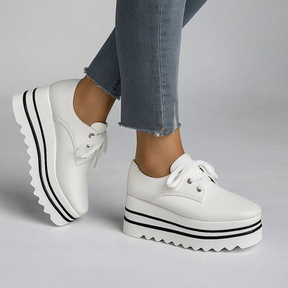 Stylish Platform Oxford Shoes for Women Lace-Up Wedge-Sole