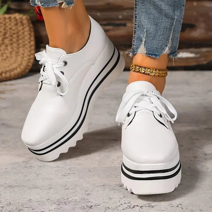Stylish Platform Oxford Shoes for Women Lace-Up Wedge-Sole