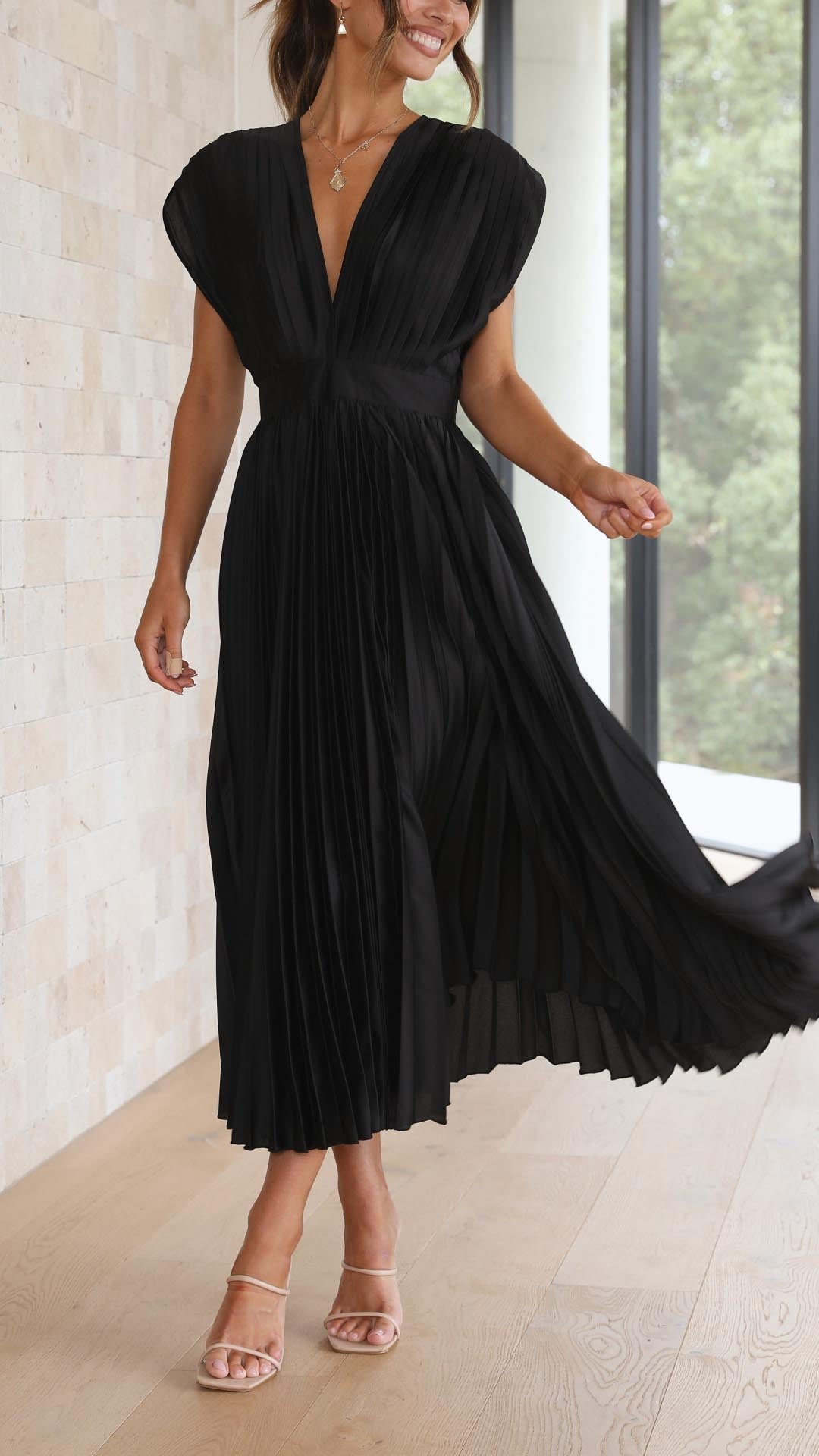 Elegant Midi Dress for Women V-Neck Pleated Sleeveless