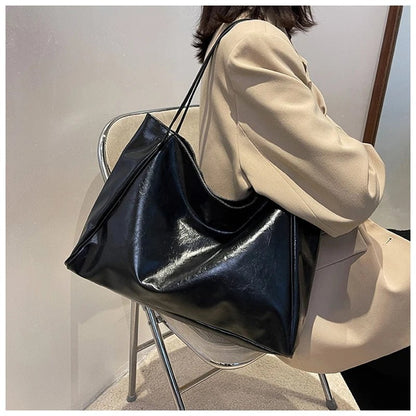 Effortless Tote Bag for Women Retro PU-Leather Large-Capacity