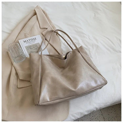 Effortless Tote Bag for Women Retro PU-Leather Large-Capacity
