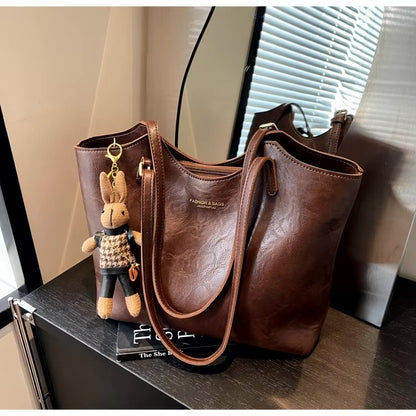 Effortless Tote Bag for Women Vegan-Leather Charm-Detail