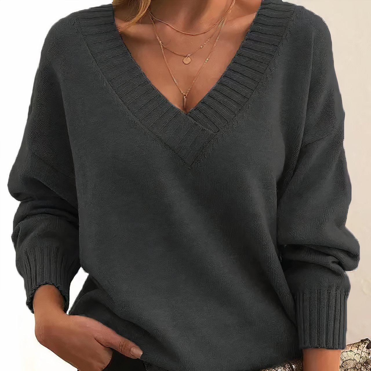 Elegant Sweater for Women V-Neck Long-Sleeve Knit